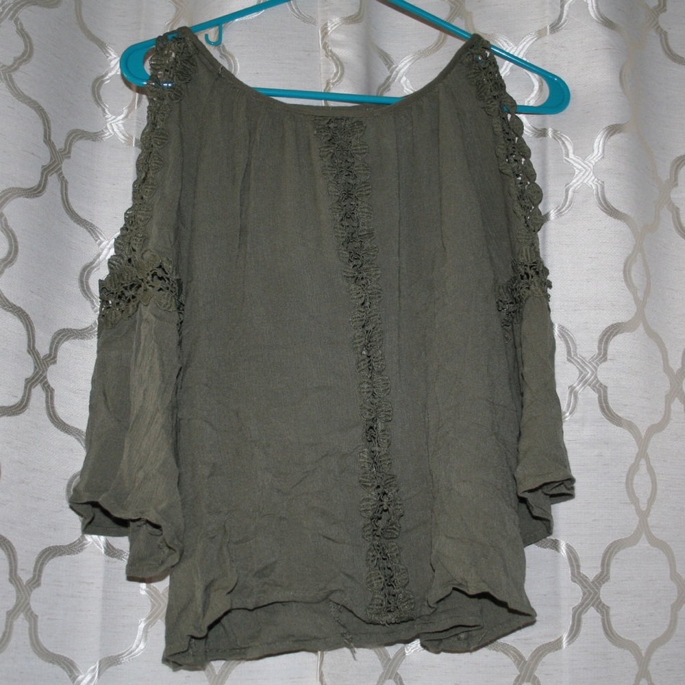 hunter green cold shoulder blouse